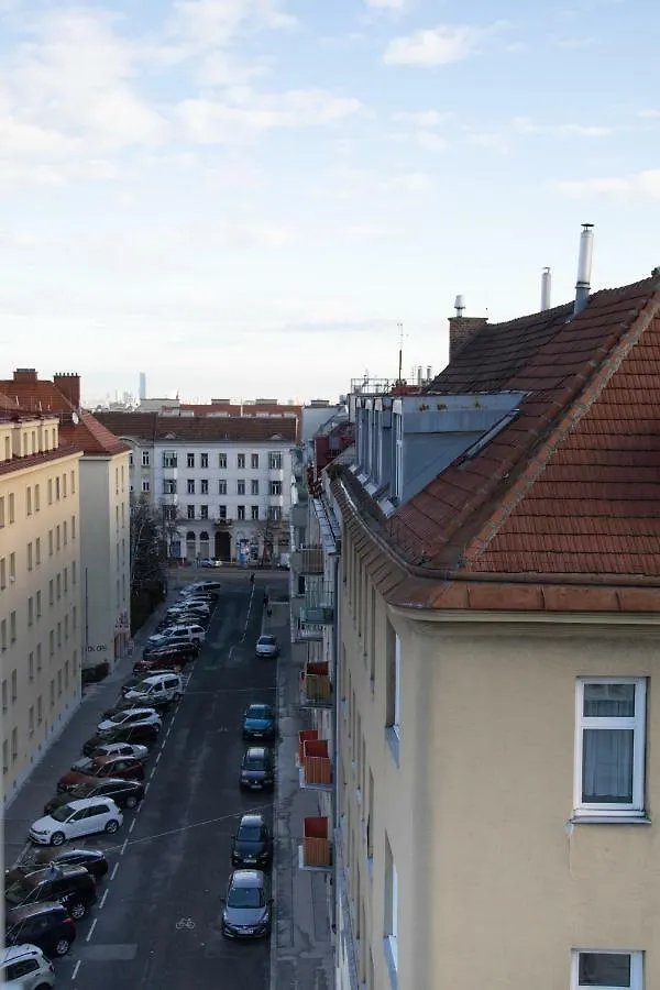 Apartment Ferienwohnung Easy Vienna Penthouse