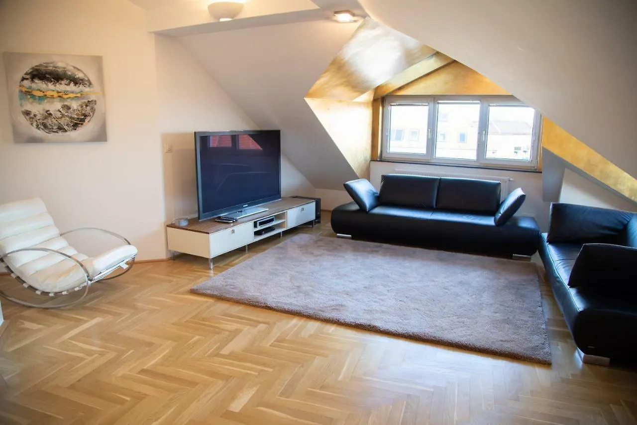 Ferienwohnung Easy Vienna Penthouse 0*,