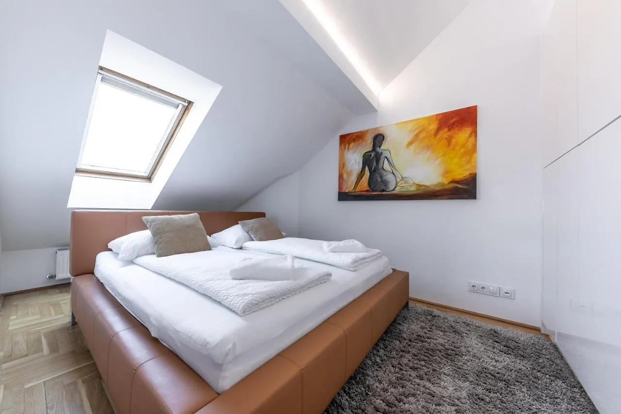 Apartment Ferienwohnung Easy Vienna Penthouse